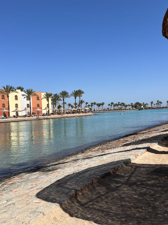 Strand Arabia Azur Resort