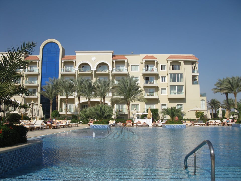 Pool Premier Le Reve Hotel & Spa