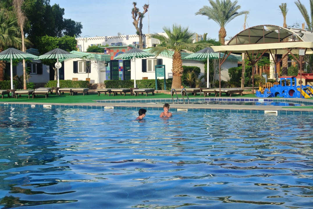 Бассейн Ghazala Beach