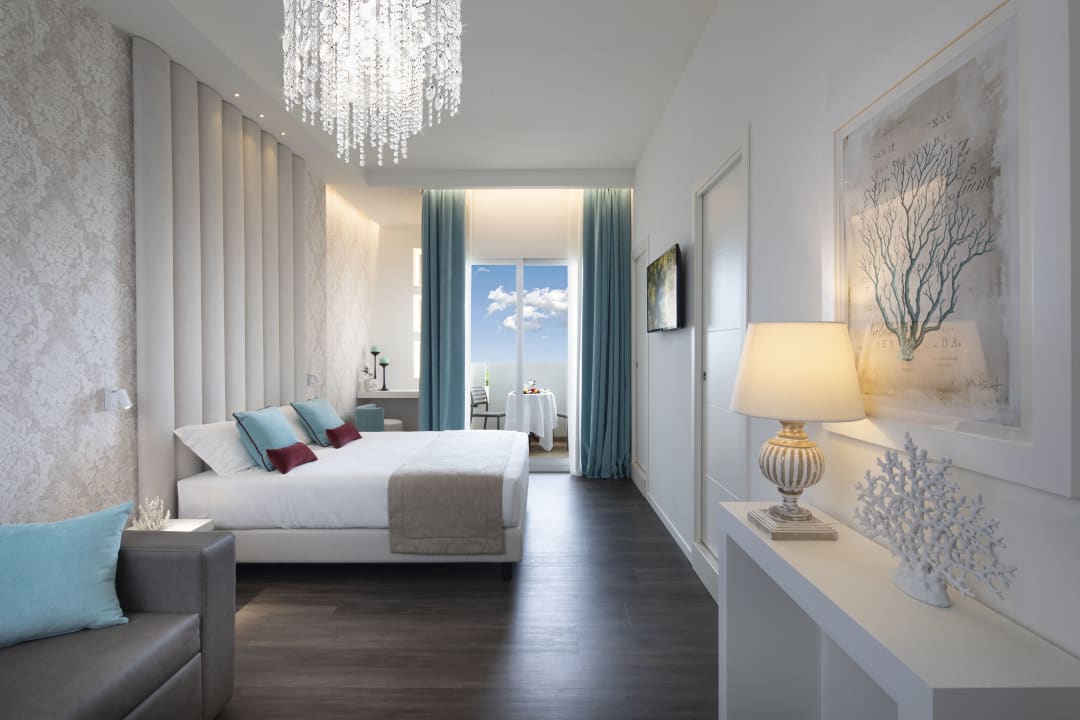Zimmer Litoraneo Suite Hotel