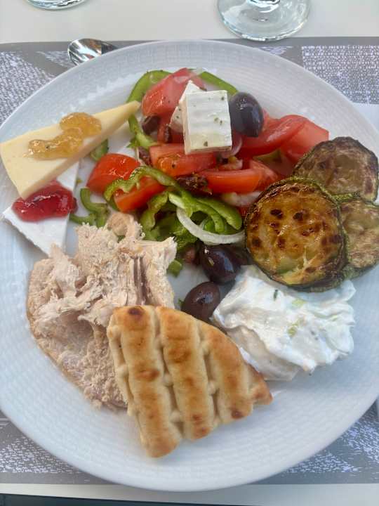 Gastro Caravia Beach Hotel
