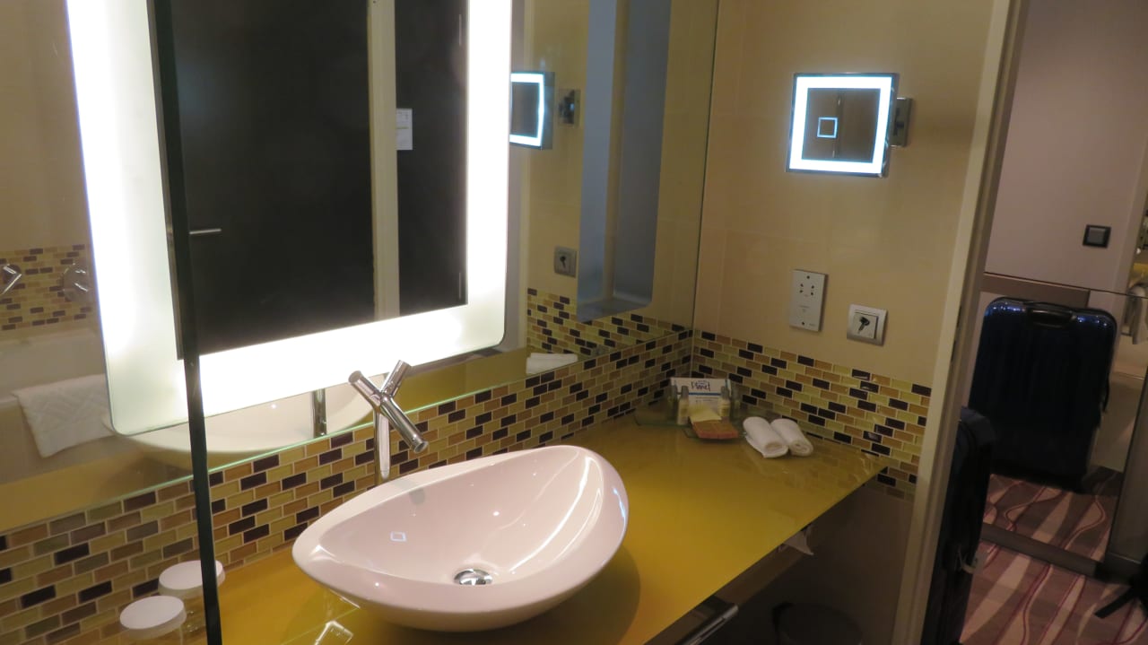 Zimmer Hilton Frankfurt Airport