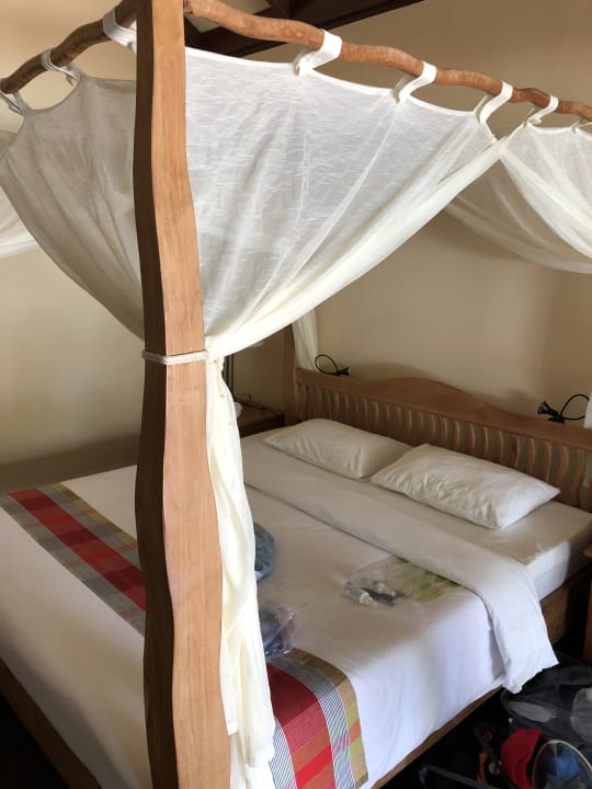 Zimmer Filitheyo Island Resort