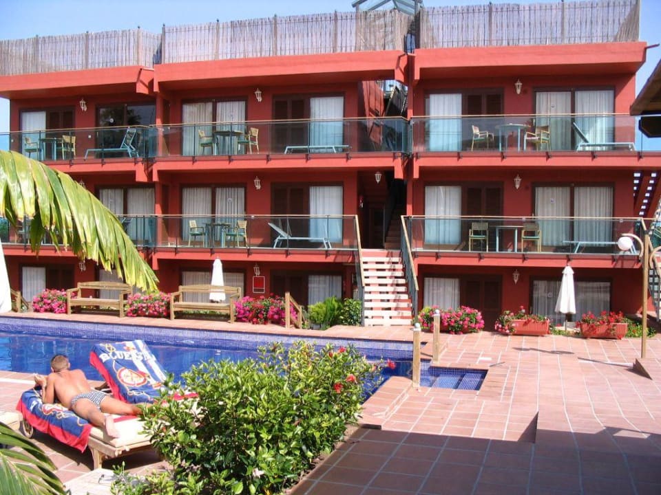 Aussenansicht Poolseite Las Tabaibas Appartements