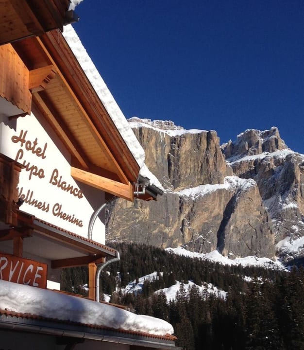 Hotel Lupo Bianco Wellness & Walking Canazei Wellness Hotel Lupo Bianco