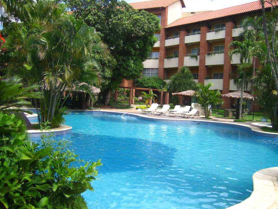 Großer und schöner Pool Hotel Camino Real