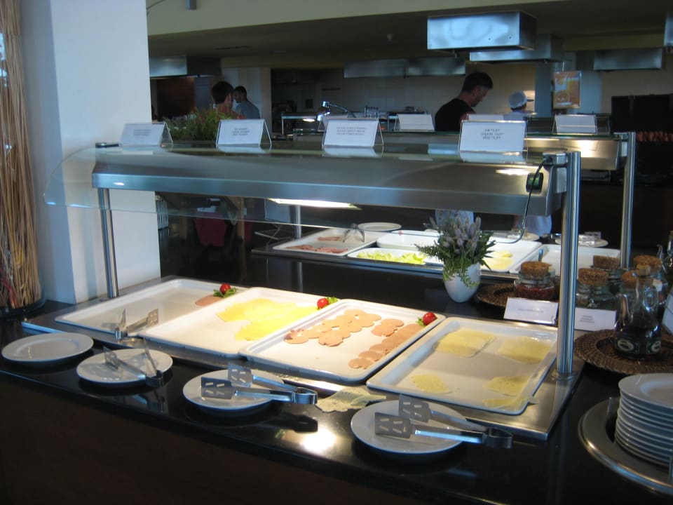 Wurst und Käse zum Frühstück Valamar Parentino Hotel