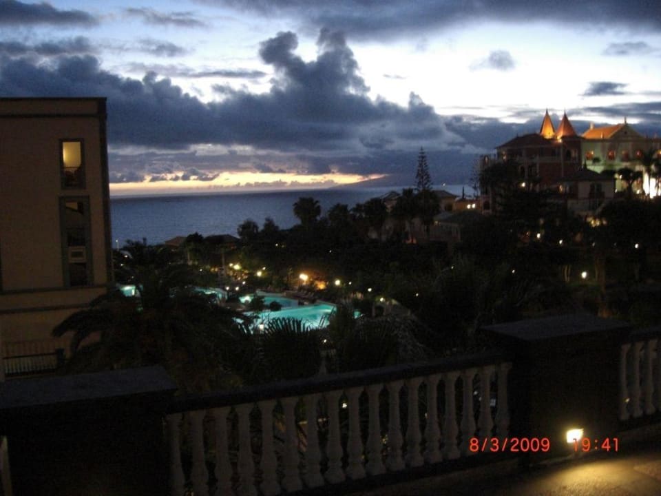 Standardblick am Abend - Wunderbar Gran Tacande Wellness & Relax Costa Adeje