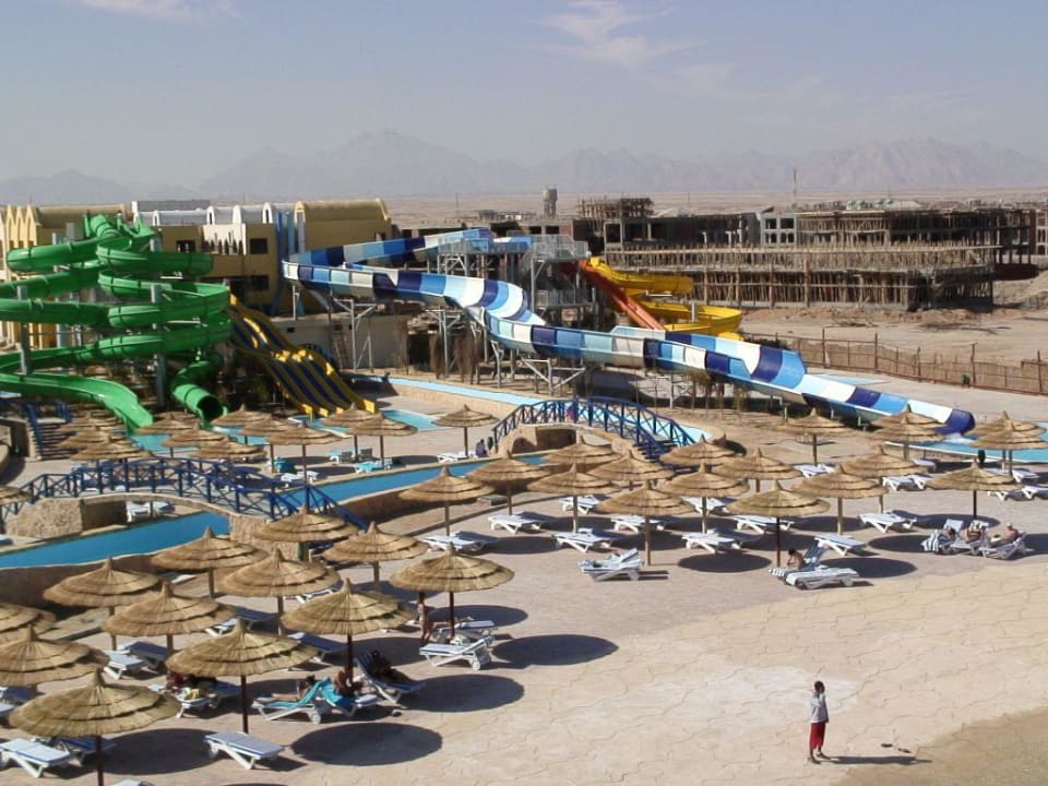 Ansicht von Oben Titanic Beach Spa & Aqua Park