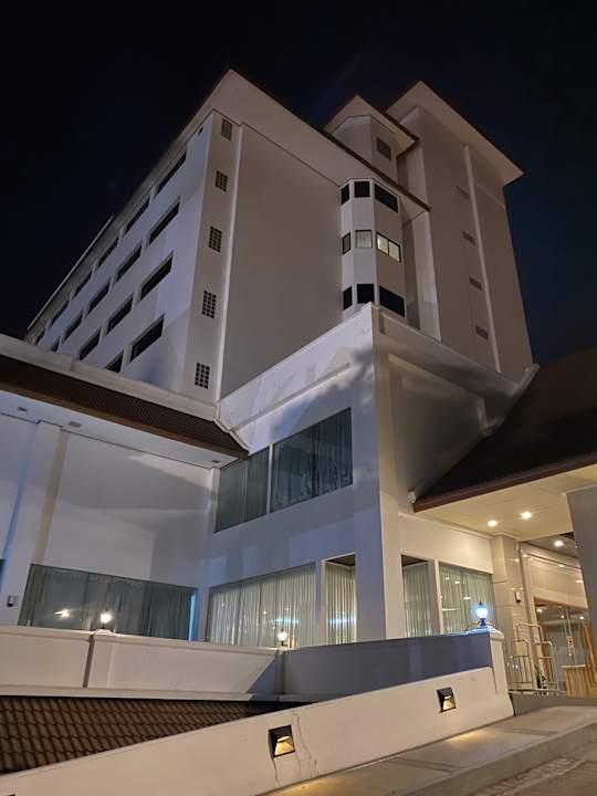 Außenansicht Nakhon Phanom River View Hotel