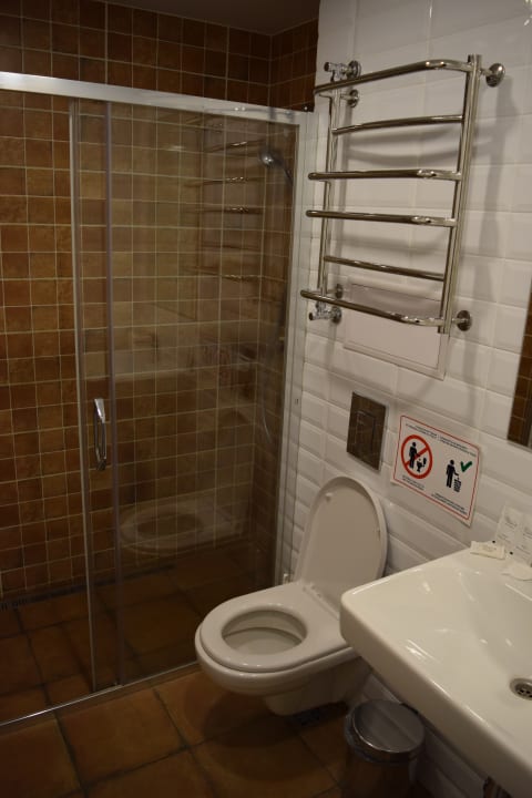 Saksahanskoho Street 7, Badezimmer - Handtuchwärmer ohne Fun Partner Guest House Saksahanskogo Street