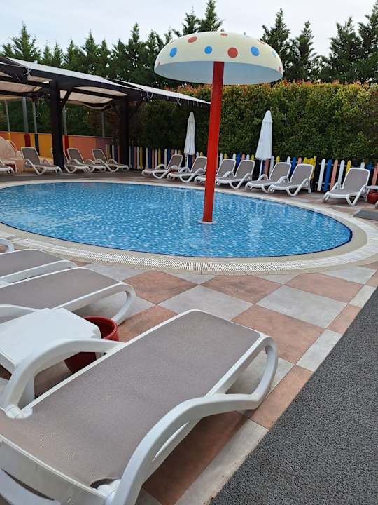 Pool Adalya Elite Lara