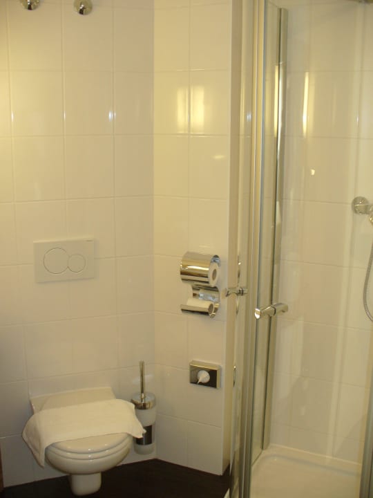 Bad  Leonardo Hotel Vienna Schönbrunn