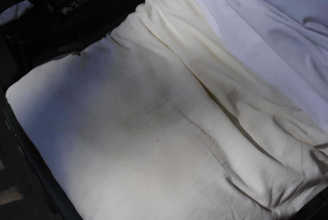 Schimmel überall sogar auf dem Kopfkissen Grand Yazici Club Marmaris Palace