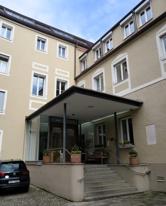 Außenansicht Dom Hotel Augsburg