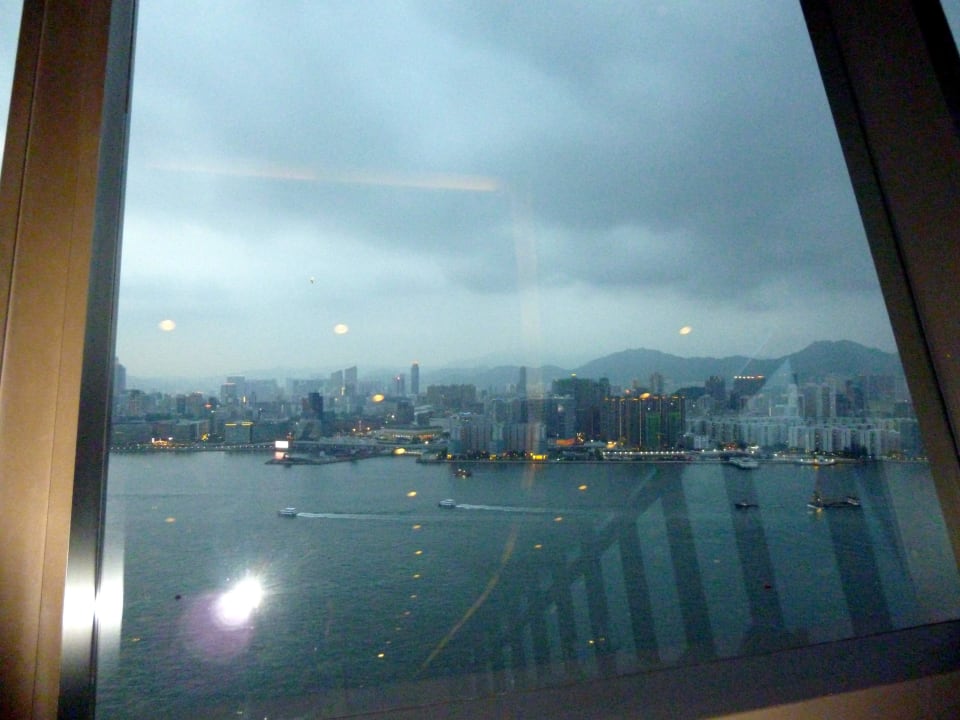 Blick vom Restaurant in der 41. Etage Hotel Harbour Grand Hong Kong