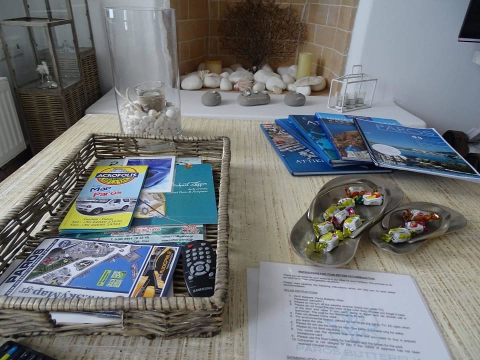 Infomaterial  Paros Butterfly Villas