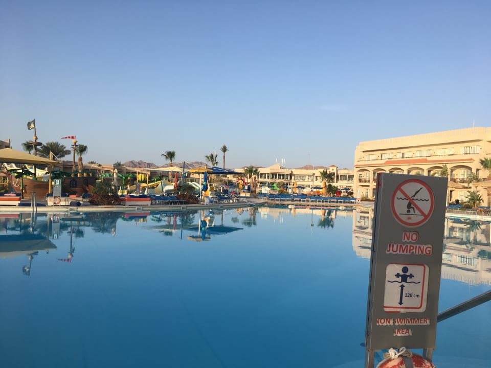Pool Pickalbatros Royal Moderna Resort-Sharm El Sheikh