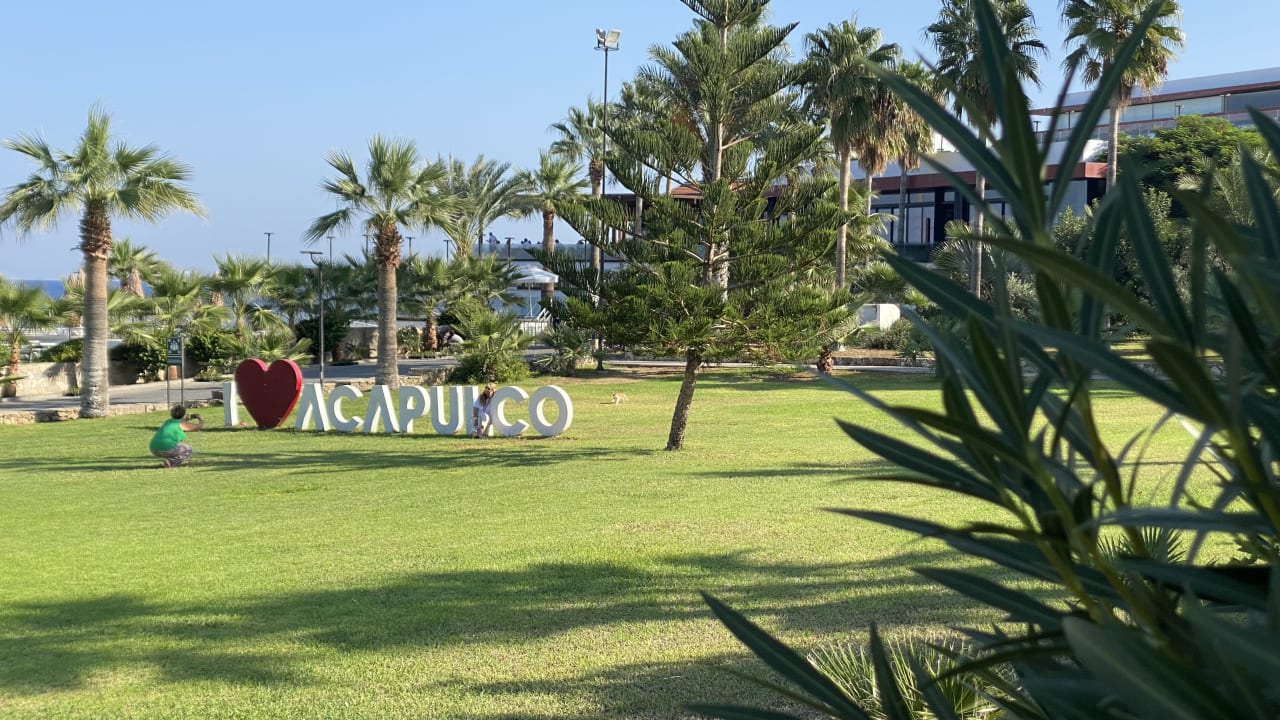 Gartenanlage Acapulco Beach Club & Resort