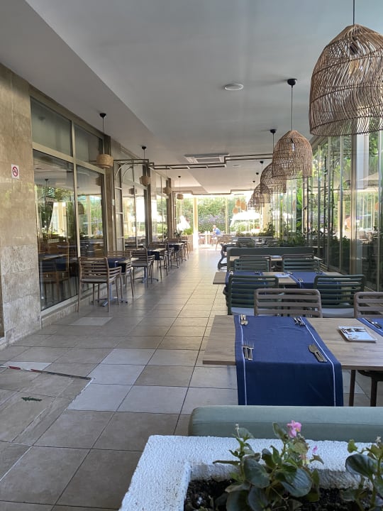 Gastro Can Garden Resort