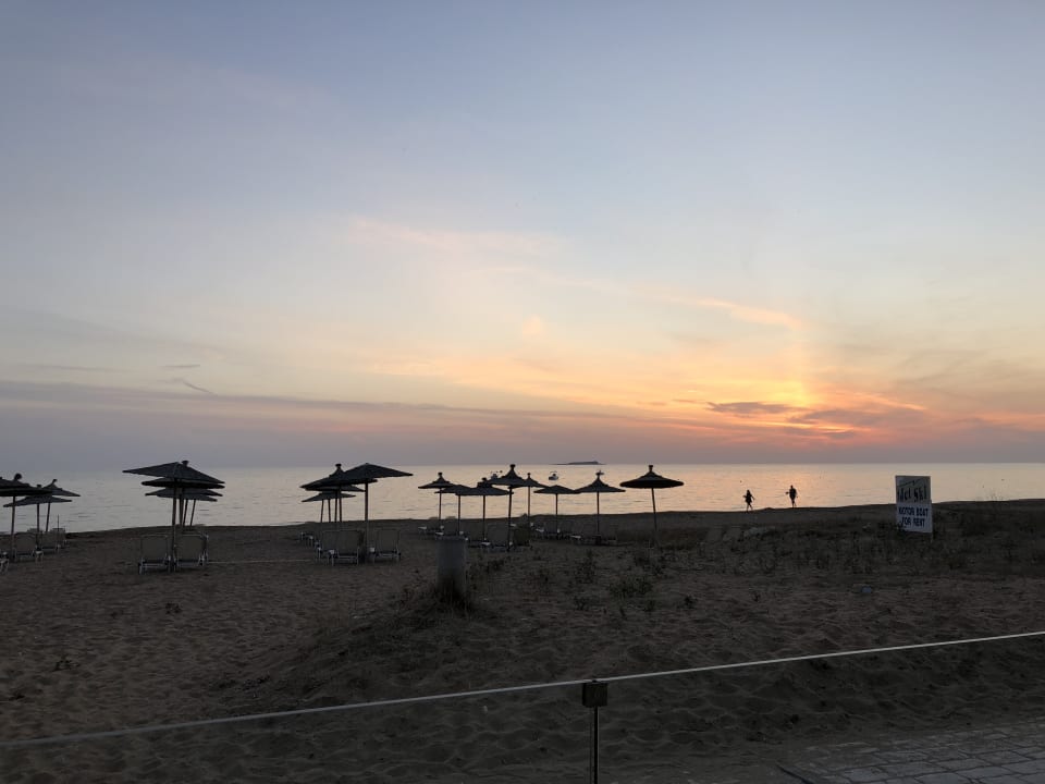 Strand Sandy Beach Resort