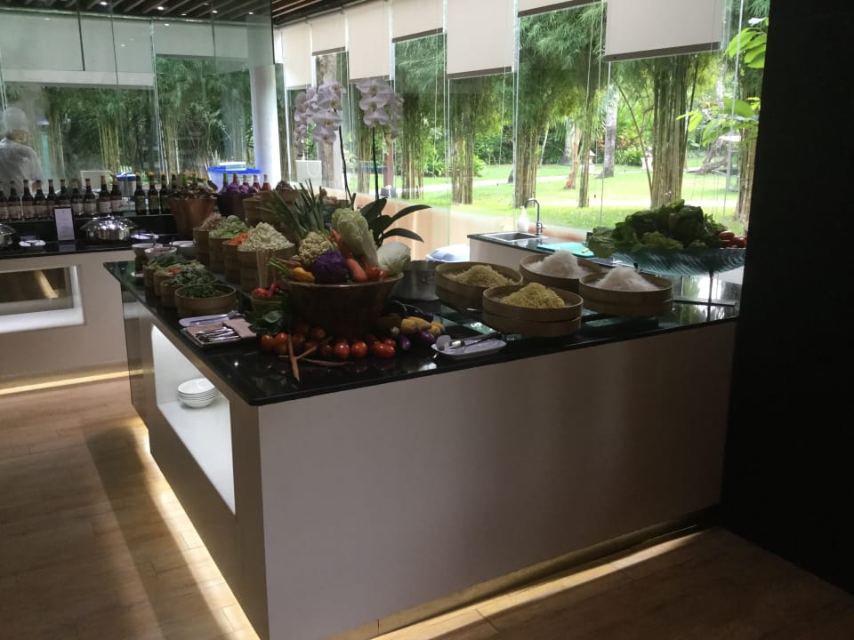 Restaurant The Laguna A Luxury Collection Resort & Spa