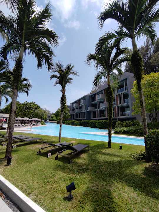 Pool La Vela Khao Lak