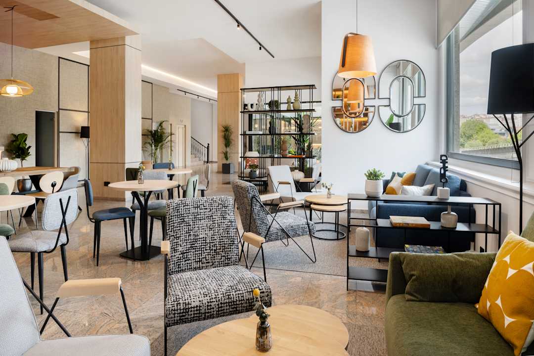 Lobby Hotel Santiago Plaza, Affiliated by Meliá