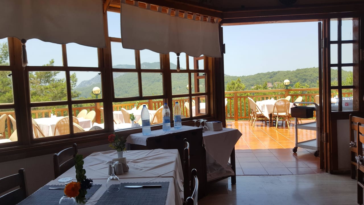 Restaurant mit ausblick Montana Pine Resort