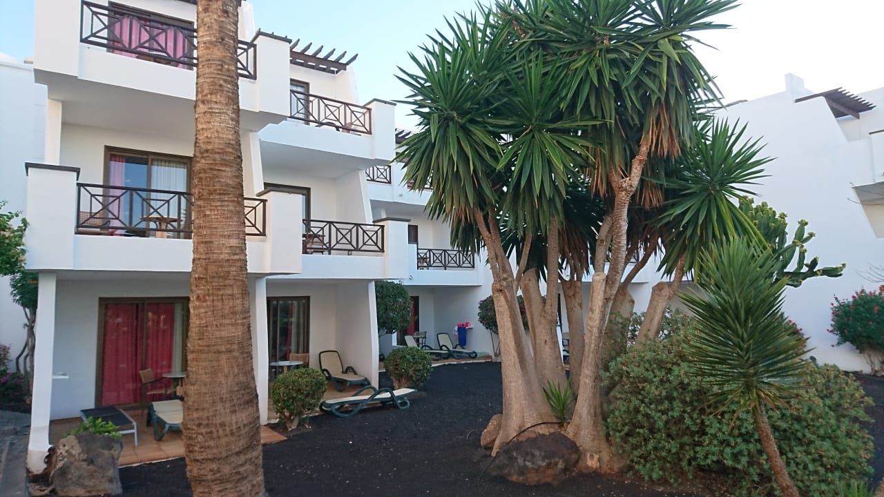 Außenansicht allsun App.-Hotel Albatros