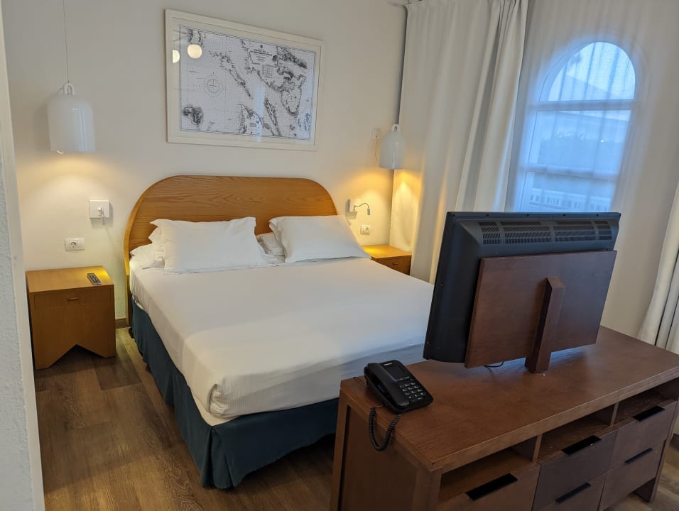 Zimmer H10 Ocean Suites