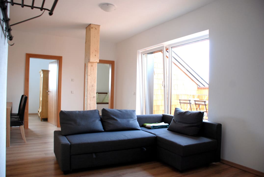 Wohnbereich der Ferienwohnung mit 3 Schlafzimmern Familienferienhof Stabauer