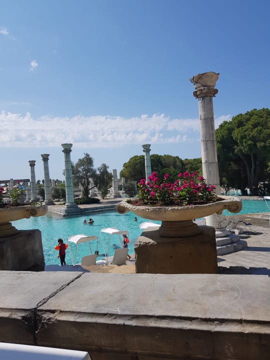 Pool Xanadu Resort Hotel