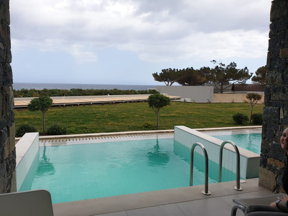 Zimmer Kakkos Beach Hotel
