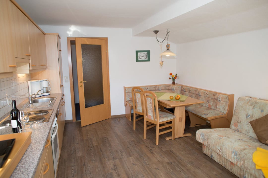 Wohnküche App. 3 Lehenriedl Chalets & Appartements