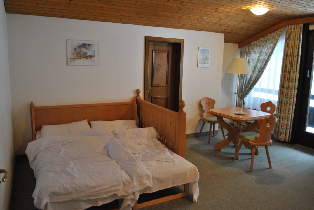 Wohn- und Schlafzimmer - Schlafcouch Hotel Fischerwirt Natur.WaldSPA