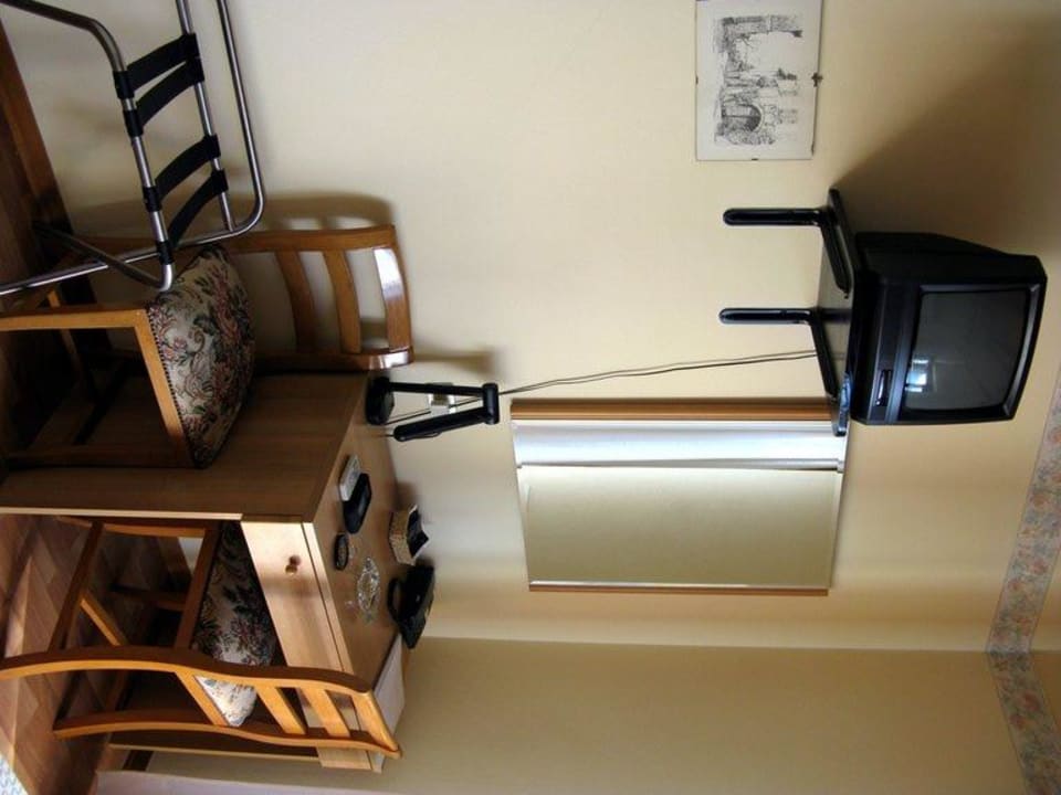 TV im Zimmer 307 Hotel Rabay