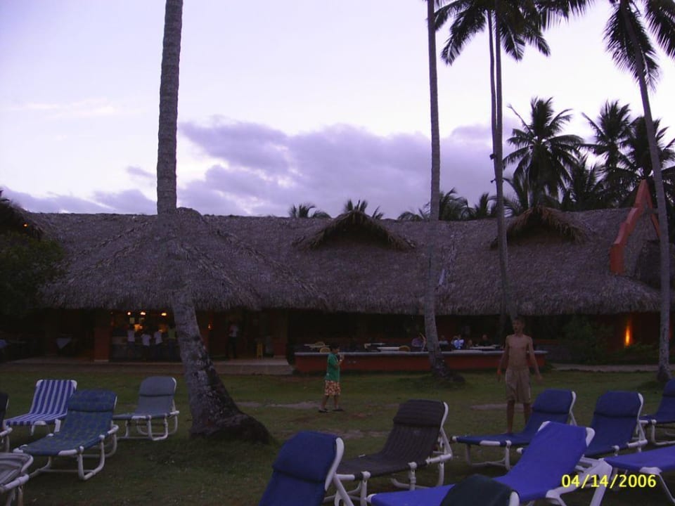 Buffetrestaurant am Strand Wyndham Alltra Samana