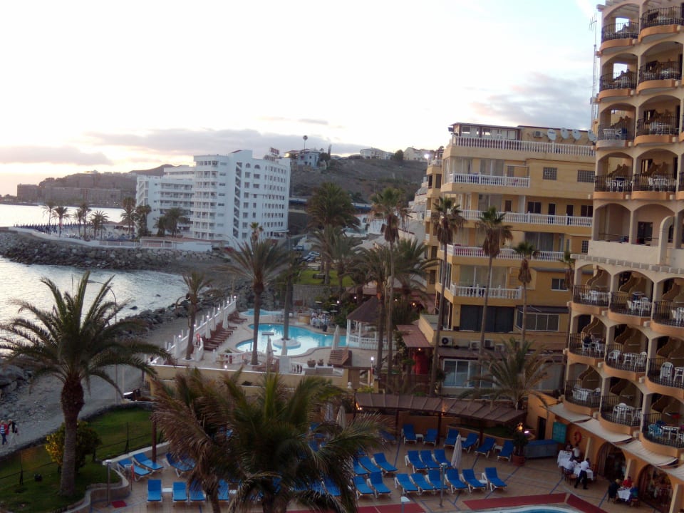 Blick vom Balkon des Apartments in der 6. Etage Bull Dorado Beach & Spa
