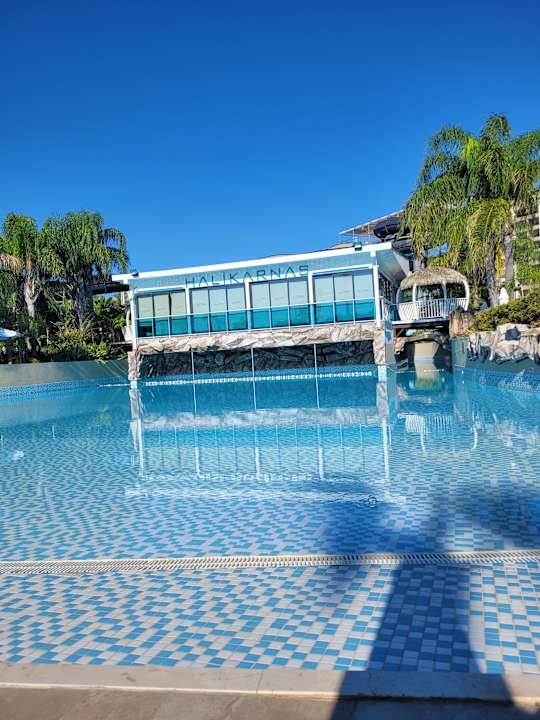 Pool Adalya Elite Lara