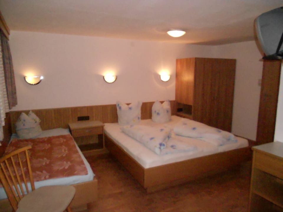 Dreibettzimmer Pension Alois Arnold
