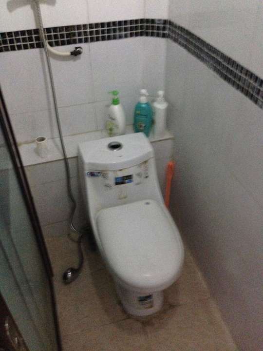 "Shower" ist praktisch der Duschkopf ! Guesthouse Jiang Xi