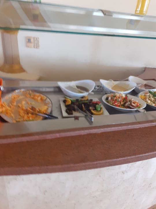 Gastro Pensée Royal Garden Beach Resort