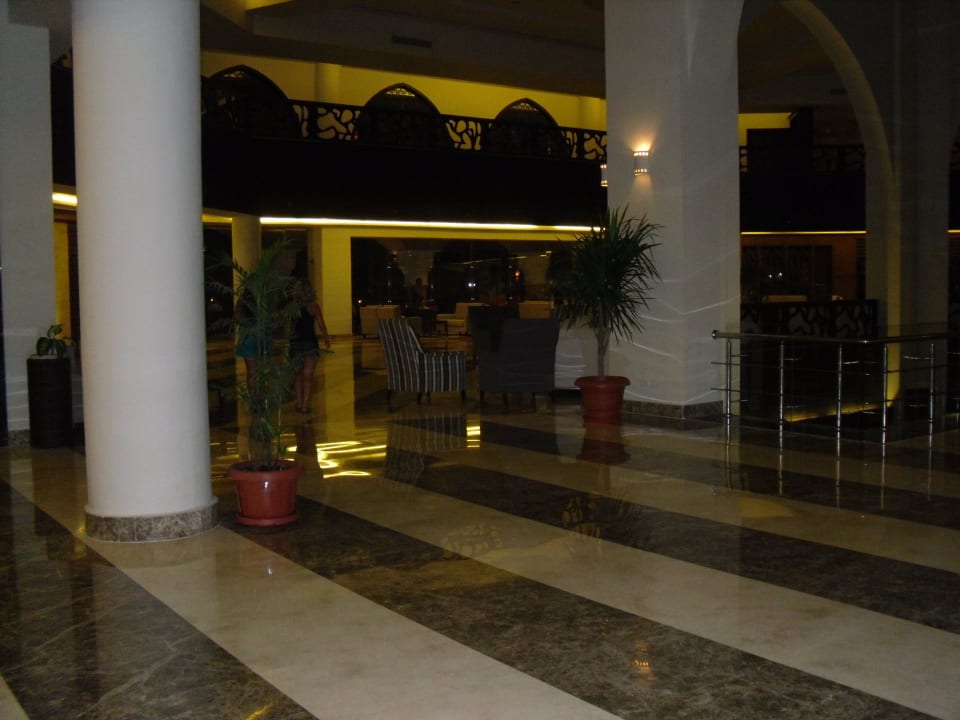 Lobby Jasmine Palace Resort & Spa