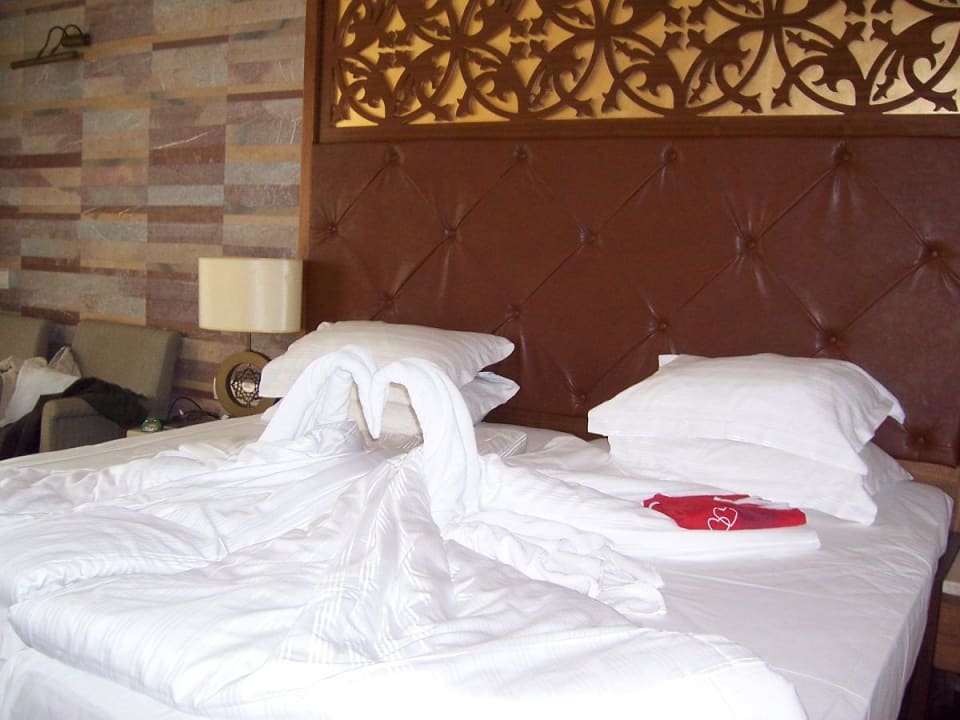 Tolle Bettdekoration Melas Lara Hotel
