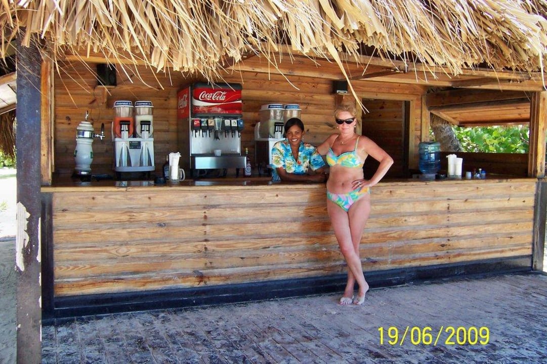 An der Strandbar Hotel Grand Palladium Palace Resort, Spa & Casino