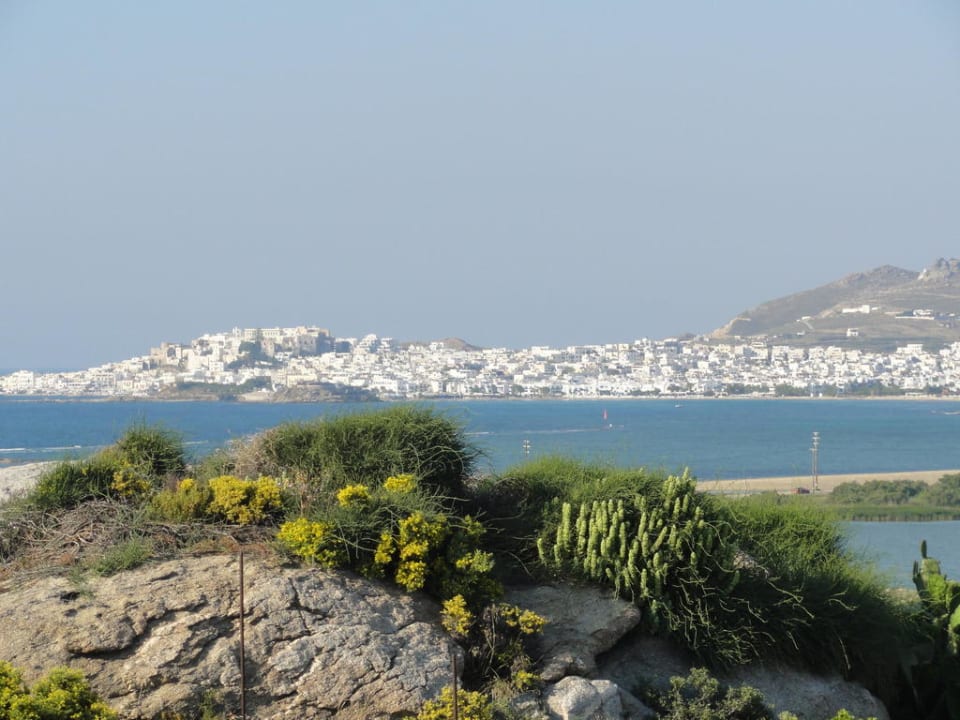 Blick nach Naxos Stadt Hotel Naxian Collection