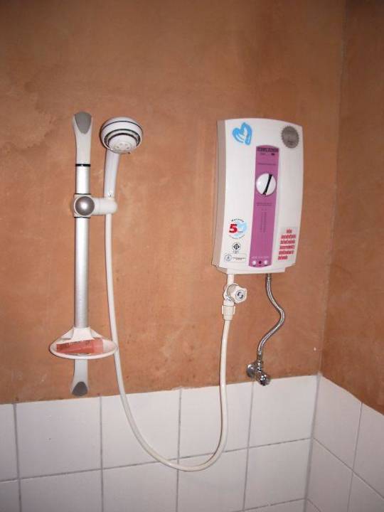 Bad (Zimmer 432) , neu renoviert Hotel The Cottage