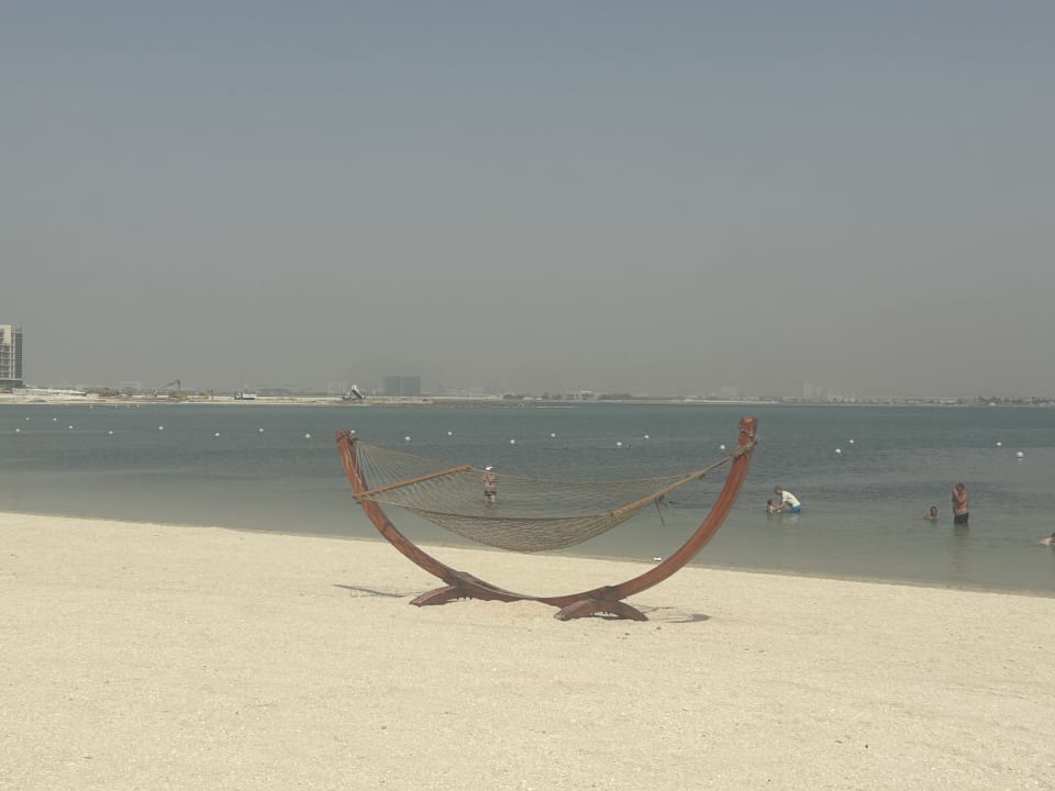 Strand Hampton by Hilton Marjan Island