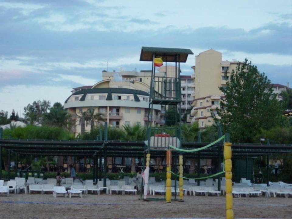 Das Hotel vom Strand aus Side Sun Hotel